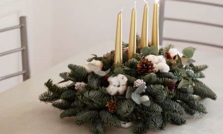 Course Image for K05113 Floristry - Christmas Arrangements