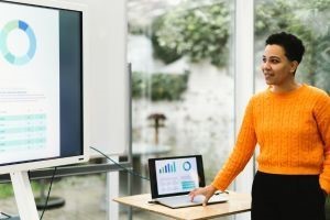 Course Image for R05858 Digital Skills - Office Skills Intermediate - Microsoft Word & PowerPoint